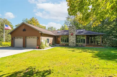 11083 Lippold Rd, Darien, NY 14040
