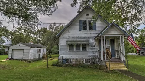 107 S Cayuga St S, Springport, NY 13160