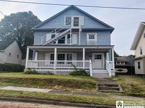 22 Bassett St, Jamestown, NY 14701