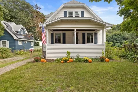 56 Osage St, Irondequoit, NY 14622