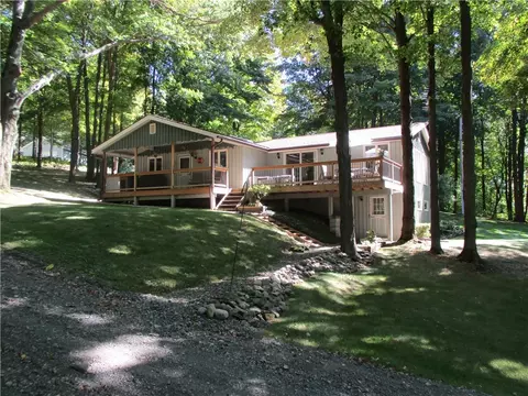 5733 County Road 33, South Bristol, NY 14424