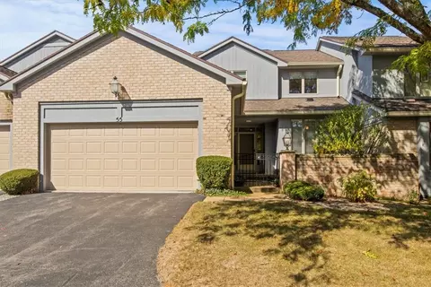 55 Tobey Ct, Pittsford, NY 14534
