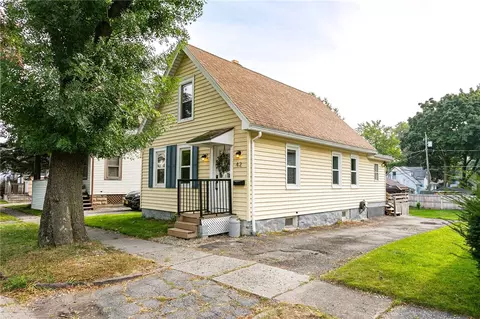 42 Wisconsin St, Rochester, NY 14609