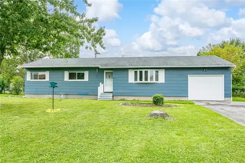 119 Shell Edge Dr, Rochester, NY 14623