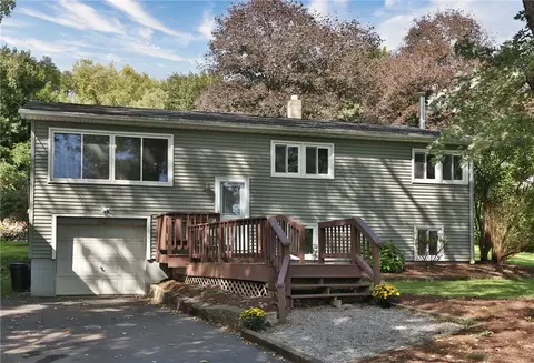 1032 Brownsville Rd, Victor, NY 14564