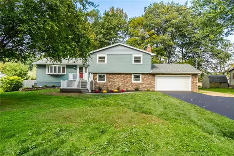 92 Post Ave, Hilton, NY 14468