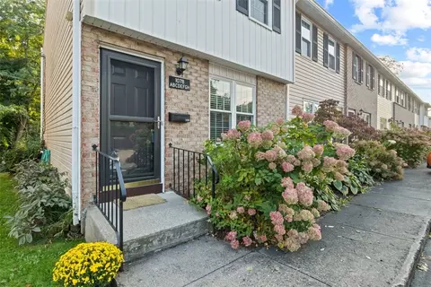 1078 Mt Hope Ave # H, Rochester, NY 14620