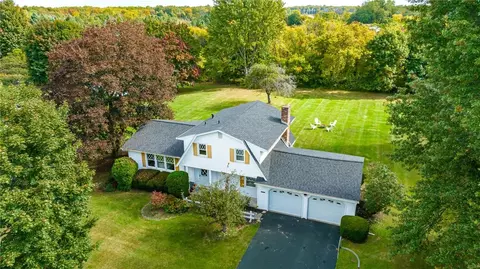 5620 Lincoln Rd, Ontario, NY 14519