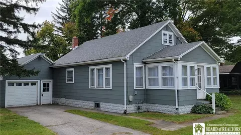 212 W Main St, Westfield, NY 14787