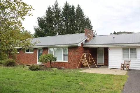 4 Tari Ln, Lewis Run, PA 16738