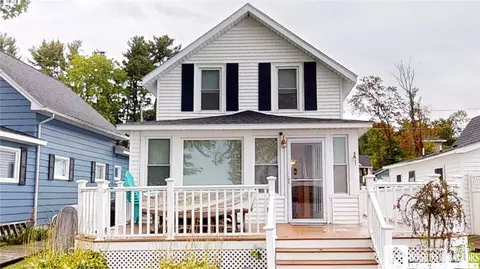 3513 Lake St, Ellicott, NY 14701