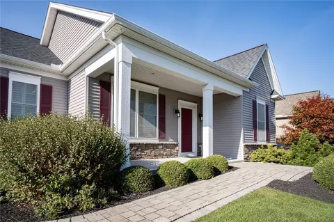 170 Kennedy St, Canandaigua, NY 14424