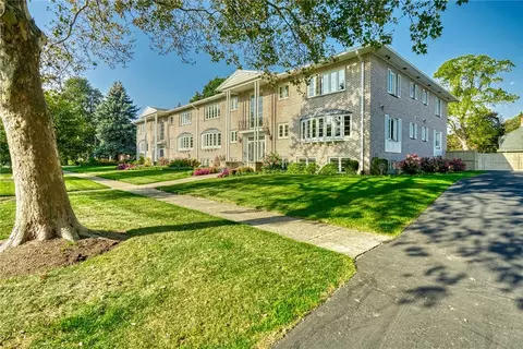820 East Ave #UN400, Rochester, NY 14607