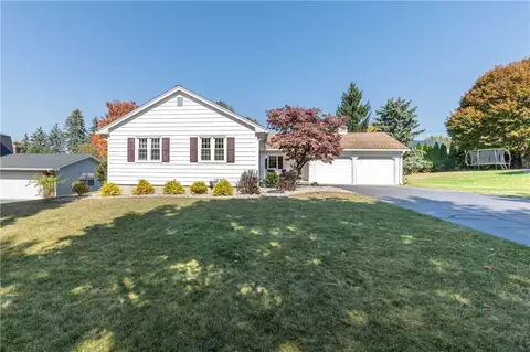 19 Westview Cres, Geneseo, NY 14454