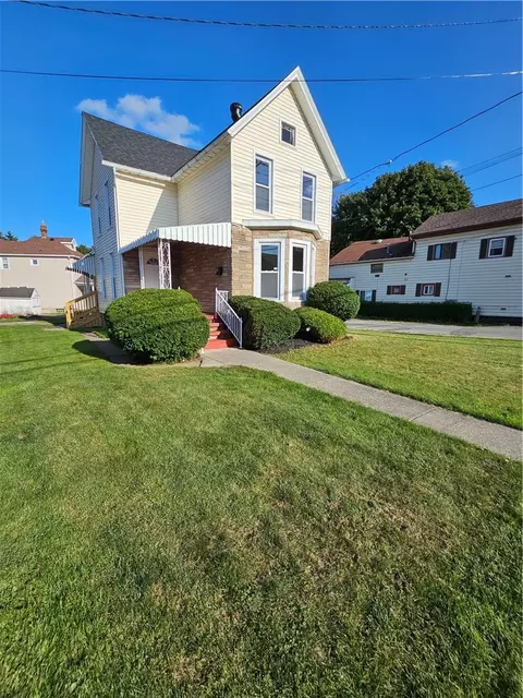 105 Evans St, Batavia, NY 14020