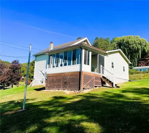 21 Highland Ave, North Dansville, NY 14437