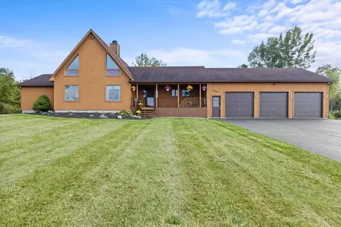 7900 Chase Rd, Lima, NY 14485