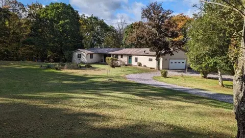 5456 Middle Rd, Canadice, NY 14466