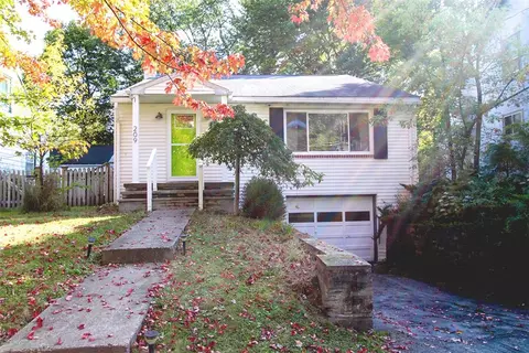 209 Cobb St, Ithaca, NY 14850 photo 1
