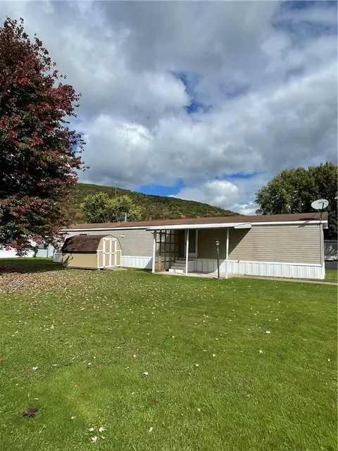316 Emerald Isle, Smethport, PA 16749