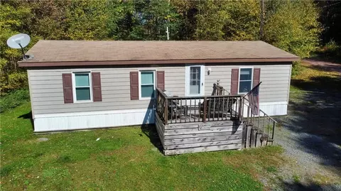 1627 B Deer Run Rd, Hancock, NY 13783