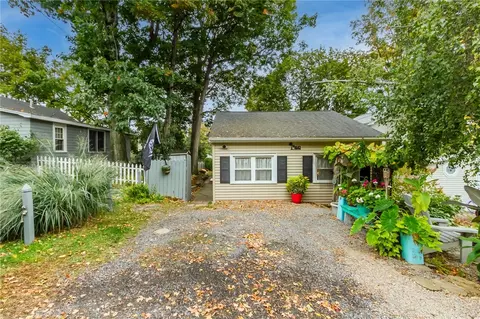 4643 Bluebird Rd, Canandaigua, NY 14424