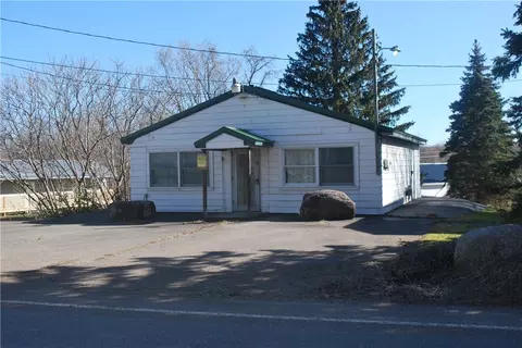 6260 Buerman Rd, Sodus, NY 14551