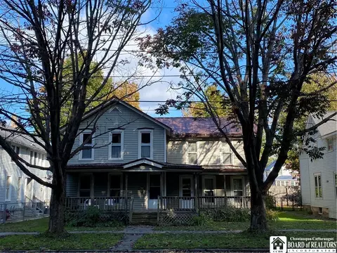 518 Park Ave, Dunkirk, NY 14048