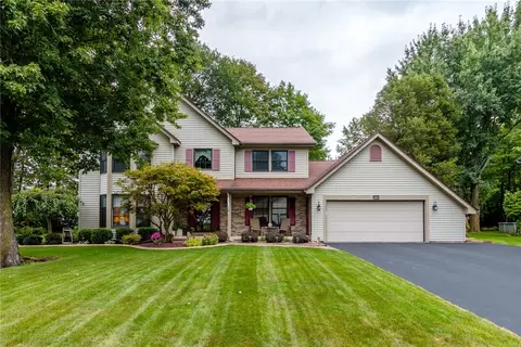 265 Bram Hall Dr, Greece, NY 14626
