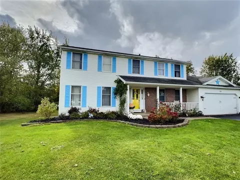 70 W Forest Dr, Chili, NY 14624