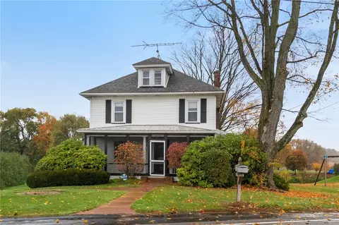 5879 Joy Rd, Marion, NY 14505