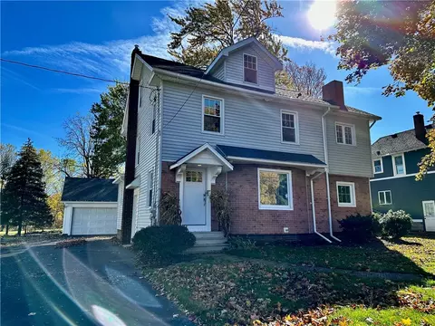 12 Coe Ave, Oakfield, NY 14125