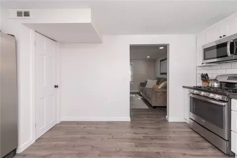 288 Spencer Rd, Irondequoit, NY 14609 photo 11