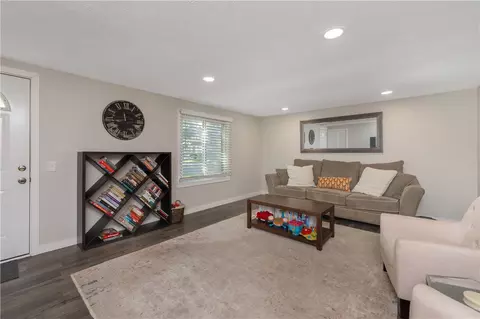 288 Spencer Rd, Irondequoit, NY 14609 photo 6