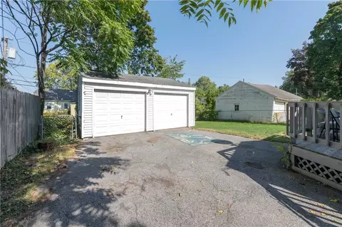 288 Spencer Rd, Irondequoit, NY 14609 photo 27