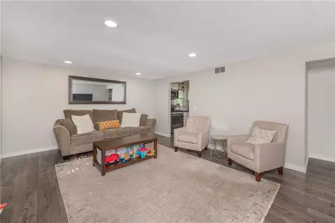 288 Spencer Rd, Irondequoit, NY 14609 photo 5