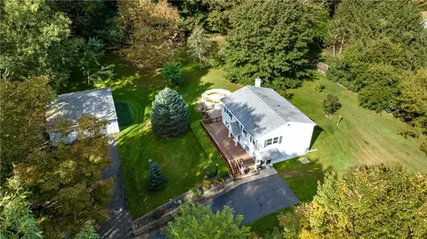 680 Curran Rd, Shortsville, NY 14548