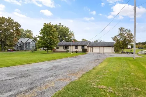 2489 County Road 28, Canandaigua, NY 14424