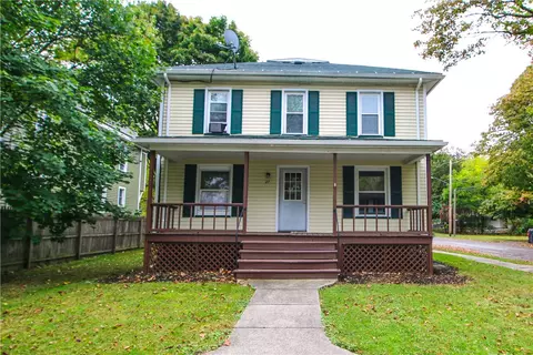 27 Benedict St, Perry, NY 14530