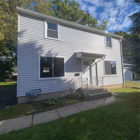 300 Noridge Dr, Irondequoit, NY 14622