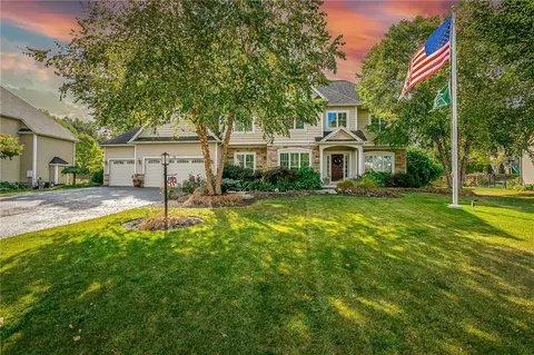 131 Jewelberry Dr, Webster, NY 14580