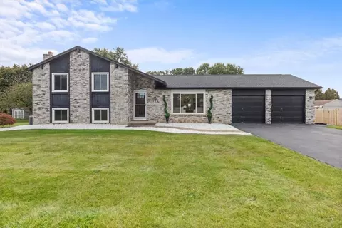 125 Kuhn Rd, Greece, NY 14612