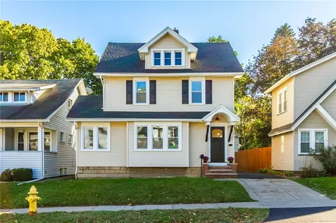 61 Falstaff Rd, Irondequoit, NY 14609