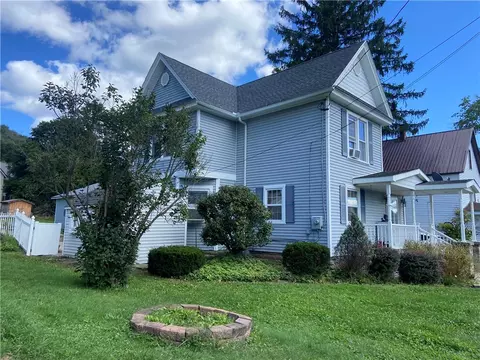82 Church St, Port Allegany, PA 16743