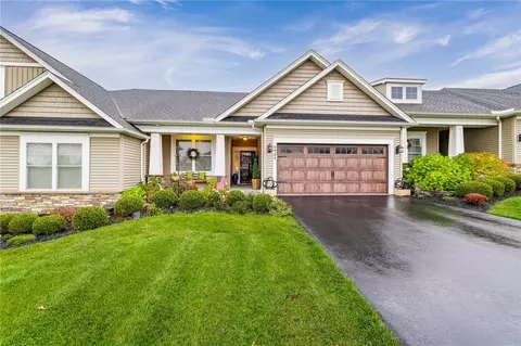 6949 Wyndham Hl, Victor, NY 14564