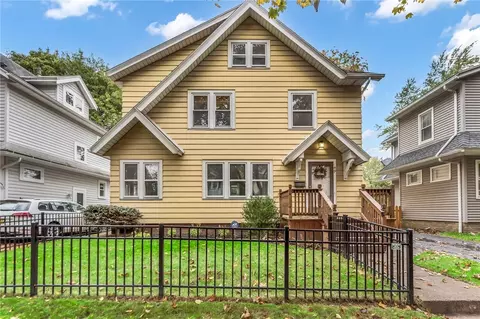 49 Brookfield Rd, Rochester, NY 14610