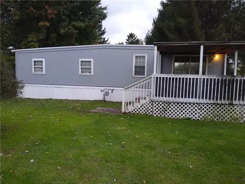 62 2nd Dr, Brutus, NY 13166