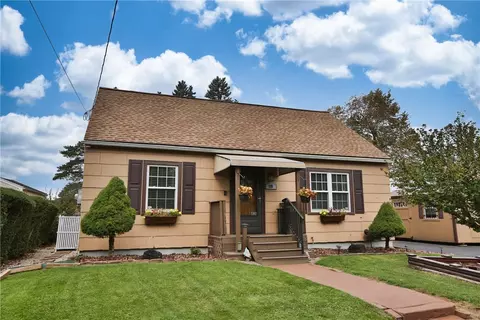 139 Bleacker Rd, Rochester, NY 14609