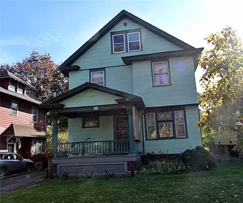 35 Mckinley St, Rochester, NY 14609