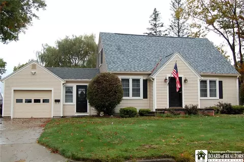 132 Pennsylvania Ave, Jamestown, NY 14701